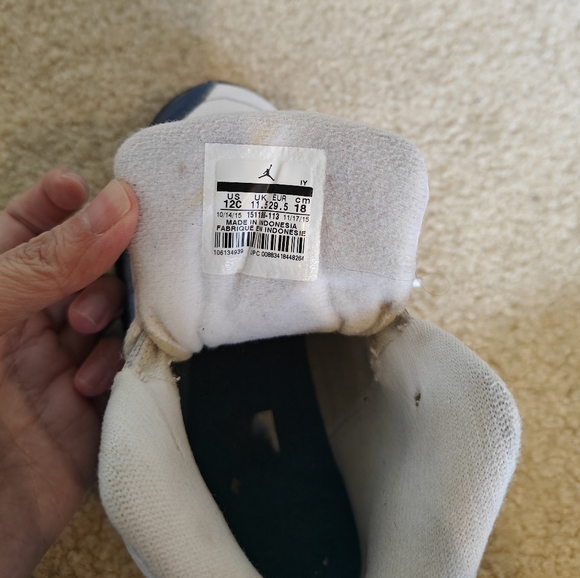 Jordan 12 - Picture 4 of 4